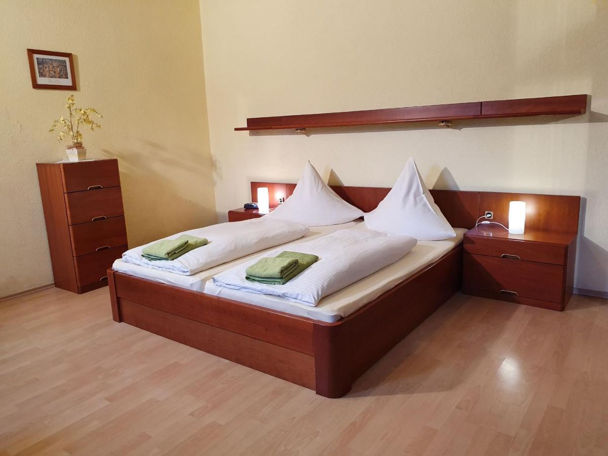 Pension Schuetze Daasdorf am Berge Ngoại thất bức ảnh